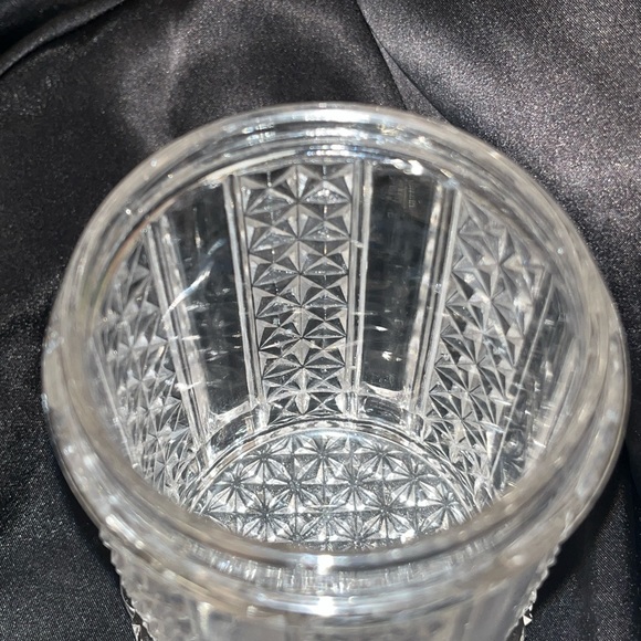 ESTATE SALE FIND! A lot of three vintage crystal glasses - Picture 7 of 9
